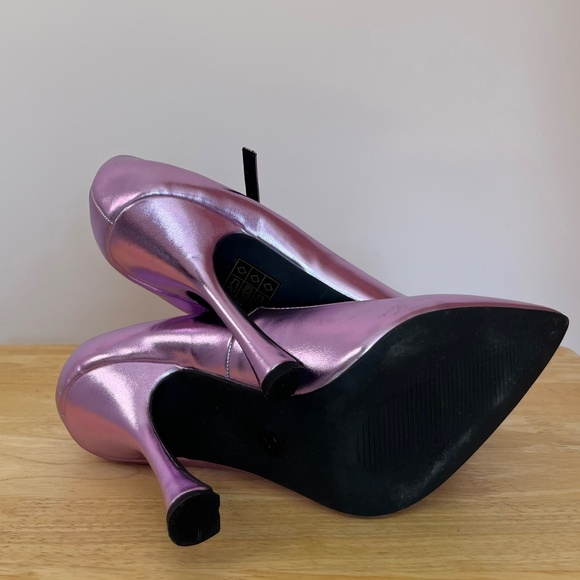 Metallic Vegan Leather High Heels - Picture 8 of 8